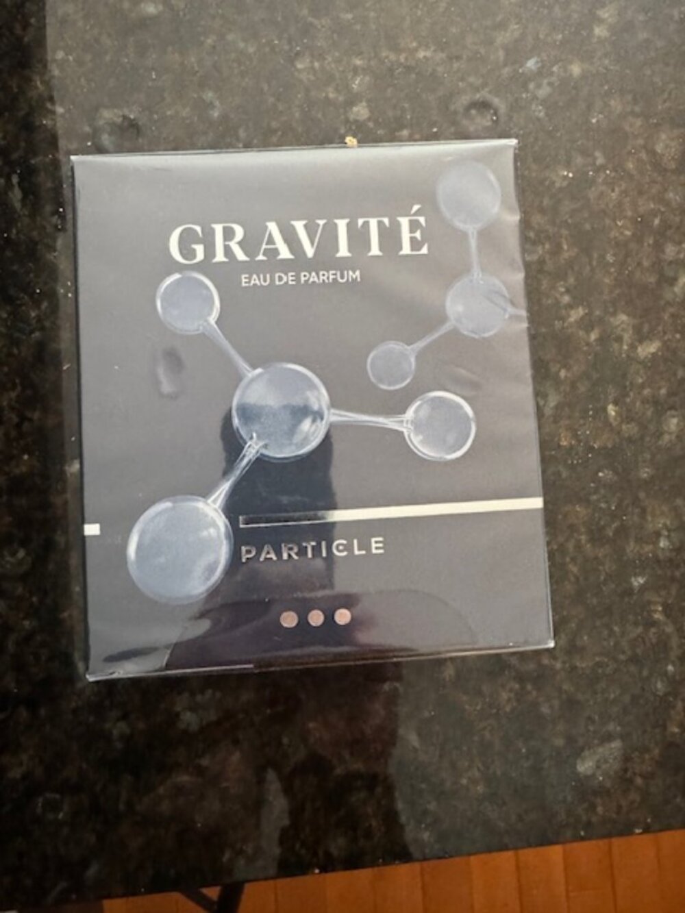 Gravite cologne